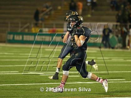 Thumbnail 2 in Bishop's vs. Mater Dei Catholic (CIF SDS D4 Final) photogallery.