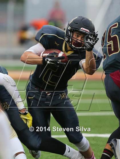 Thumbnail 1 in Bishop's vs. Mater Dei Catholic (CIF SDS D4 Final) photogallery.