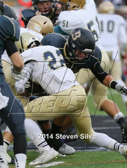 Thumbnail 3 in Bishop's vs. Mater Dei Catholic (CIF SDS D4 Final) photogallery.