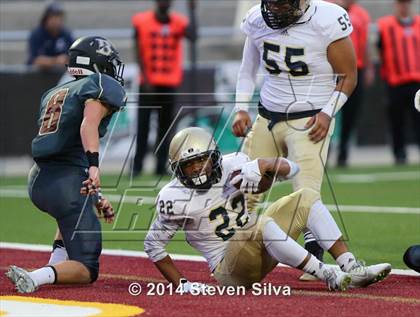 Thumbnail 1 in Bishop's vs. Mater Dei Catholic (CIF SDS D4 Final) photogallery.
