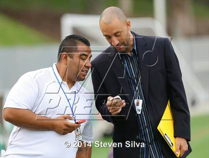 Thumbnail 2 in Bishop's vs. Mater Dei Catholic (CIF SDS D4 Final) photogallery.
