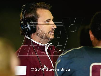 Thumbnail 2 in Bishop's vs. Mater Dei Catholic (CIF SDS D4 Final) photogallery.