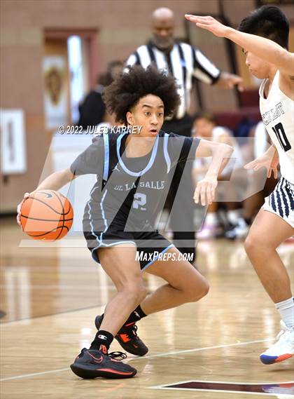 Thumbnail 1 in Clovis East vs De La Salle North Catholic (Tarkanian Classic) photogallery.