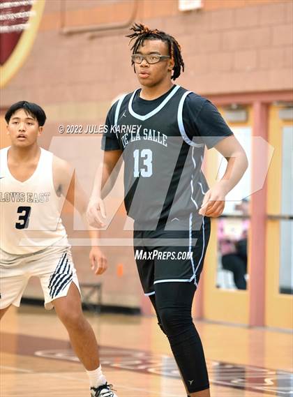 Thumbnail 2 in Clovis East vs De La Salle North Catholic (Tarkanian Classic) photogallery.