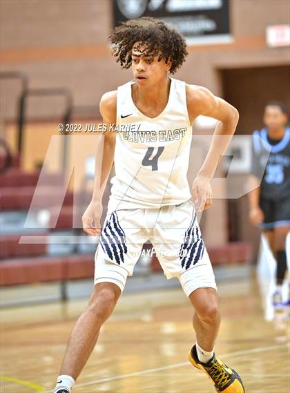 Thumbnail 3 in Clovis East vs De La Salle North Catholic (Tarkanian Classic) photogallery.