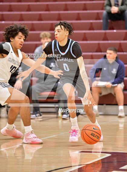 Thumbnail 3 in Clovis East vs De La Salle North Catholic (Tarkanian Classic) photogallery.
