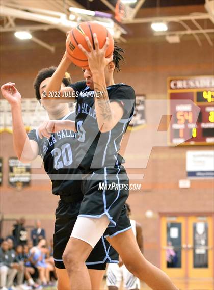 Thumbnail 3 in Clovis East vs De La Salle North Catholic (Tarkanian Classic) photogallery.