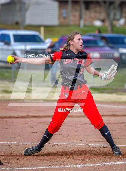 Thumbnail 3 in Green Forest vs Jasper (Big Cat Classic) photogallery.