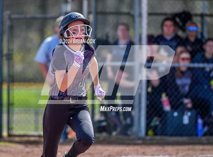 Thumbnail 1 in Green Forest vs Jasper (Big Cat Classic) photogallery.