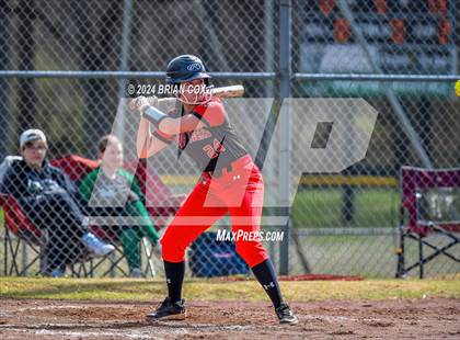 Thumbnail 2 in Green Forest vs Jasper (Big Cat Classic) photogallery.