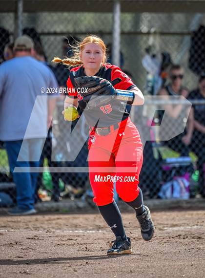 Thumbnail 1 in Green Forest vs Jasper (Big Cat Classic) photogallery.