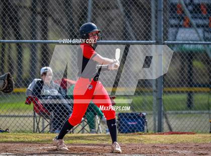 Thumbnail 3 in Green Forest vs Jasper (Big Cat Classic) photogallery.