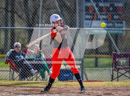 Thumbnail 2 in Green Forest vs Jasper (Big Cat Classic) photogallery.