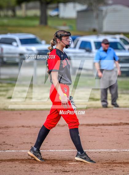 Thumbnail 1 in Green Forest vs Jasper (Big Cat Classic) photogallery.