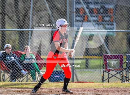 Thumbnail 2 in Green Forest vs Jasper (Big Cat Classic) photogallery.