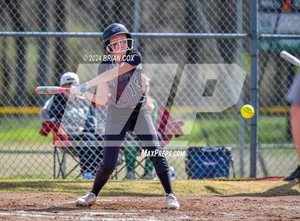 Thumbnail 3 in Green Forest vs Jasper (Big Cat Classic) photogallery.