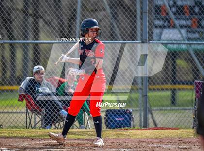 Thumbnail 1 in Green Forest vs Jasper (Big Cat Classic) photogallery.