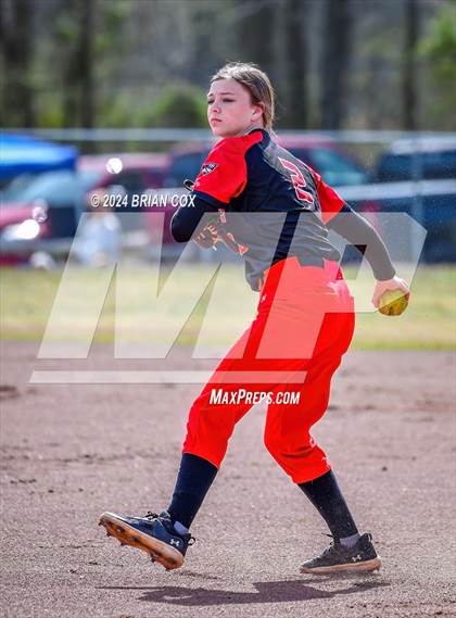 Thumbnail 3 in Green Forest vs Jasper (Big Cat Classic) photogallery.