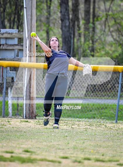 Thumbnail 3 in Green Forest vs Jasper (Big Cat Classic) photogallery.