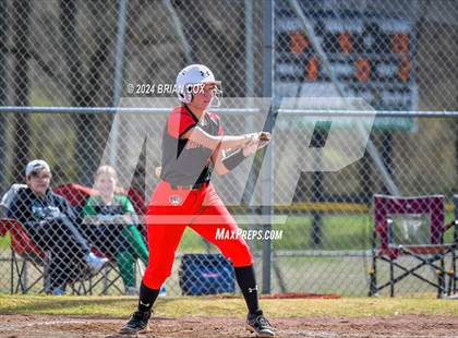 Thumbnail 1 in Green Forest vs Jasper (Big Cat Classic) photogallery.