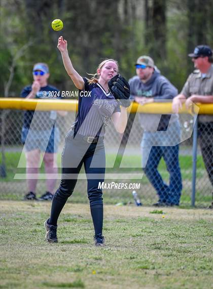 Thumbnail 1 in Green Forest vs Jasper (Big Cat Classic) photogallery.