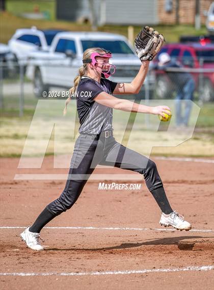 Thumbnail 2 in Green Forest vs Jasper (Big Cat Classic) photogallery.