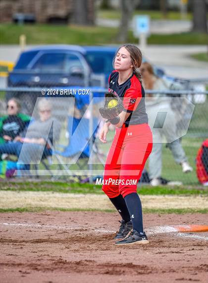 Thumbnail 2 in Green Forest vs Jasper (Big Cat Classic) photogallery.