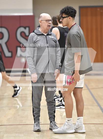 Thumbnail 1 in Spring Creek vs. Rancho Mirage (Rancho Mirage Holiday Invitational) photogallery.