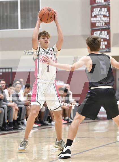 Thumbnail 1 in Spring Creek vs. Rancho Mirage (Rancho Mirage Holiday Invitational) photogallery.