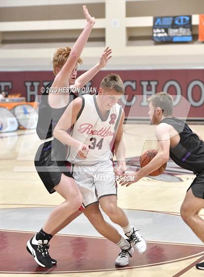 Thumbnail 1 in Spring Creek vs. Rancho Mirage (Rancho Mirage Holiday Invitational) photogallery.