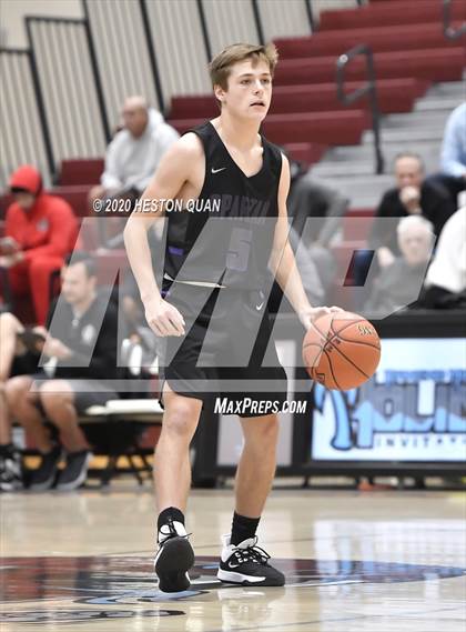 Thumbnail 2 in Spring Creek vs. Rancho Mirage (Rancho Mirage Holiday Invitational) photogallery.