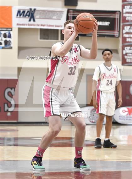 Thumbnail 3 in Spring Creek vs. Rancho Mirage (Rancho Mirage Holiday Invitational) photogallery.