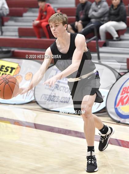 Thumbnail 3 in Spring Creek vs. Rancho Mirage (Rancho Mirage Holiday Invitational) photogallery.