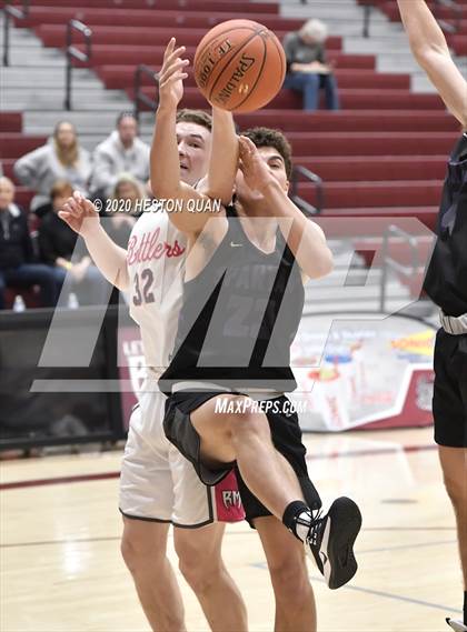 Thumbnail 3 in Spring Creek vs. Rancho Mirage (Rancho Mirage Holiday Invitational) photogallery.