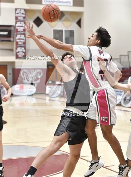 Thumbnail 2 in Spring Creek vs. Rancho Mirage (Rancho Mirage Holiday Invitational) photogallery.