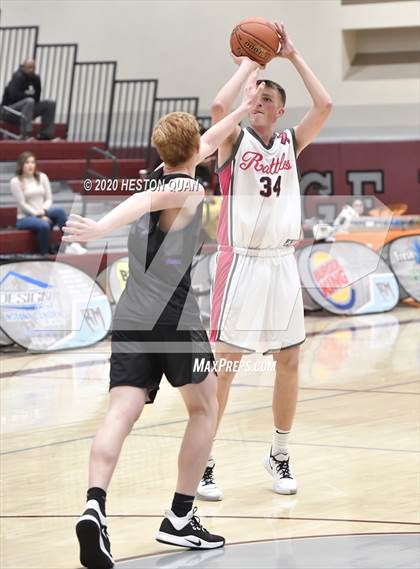 Thumbnail 3 in Spring Creek vs. Rancho Mirage (Rancho Mirage Holiday Invitational) photogallery.