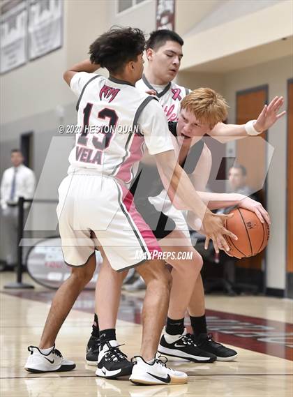 Thumbnail 3 in Spring Creek vs. Rancho Mirage (Rancho Mirage Holiday Invitational) photogallery.