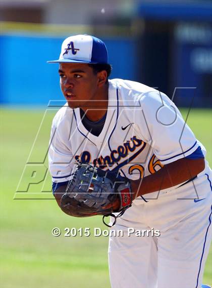 Thumbnail 2 in Harvard-Westlake @ Bishop Amat photogallery.