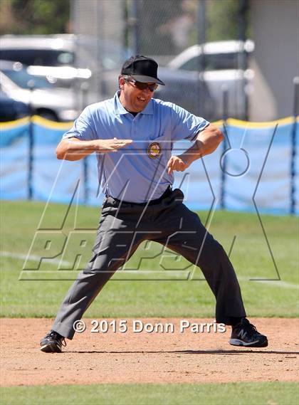 Thumbnail 3 in Harvard-Westlake @ Bishop Amat photogallery.