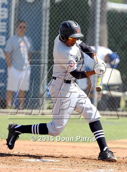 Thumbnail 2 in Harvard-Westlake @ Bishop Amat photogallery.