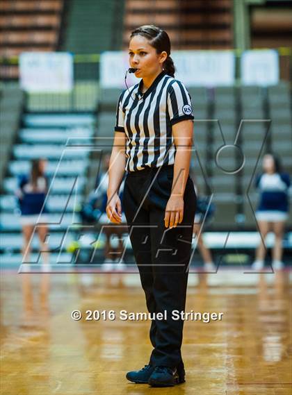 Thumbnail 3 in Independence vs. Bakersfield (CIF CS D2 Final) photogallery.