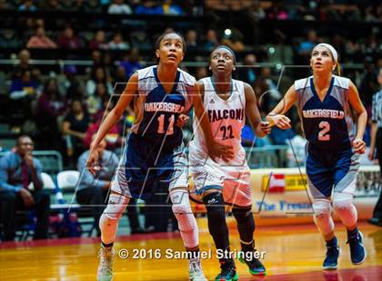 Thumbnail 2 in Independence vs. Bakersfield (CIF CS D2 Final) photogallery.