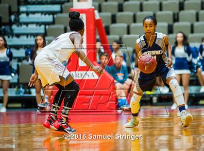Thumbnail 2 in Independence vs. Bakersfield (CIF CS D2 Final) photogallery.