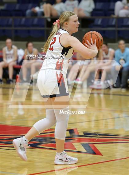 Thumbnail 3 in Cuero @ Wimberley photogallery.