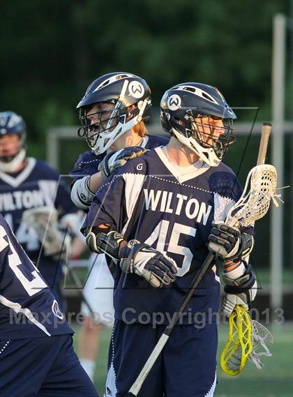 Thumbnail 2 in Wilton vs New Fairfield (CIAC Class M Semifinal) photogallery.
