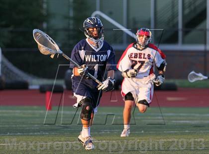 Thumbnail 3 in Wilton vs New Fairfield (CIAC Class M Semifinal) photogallery.