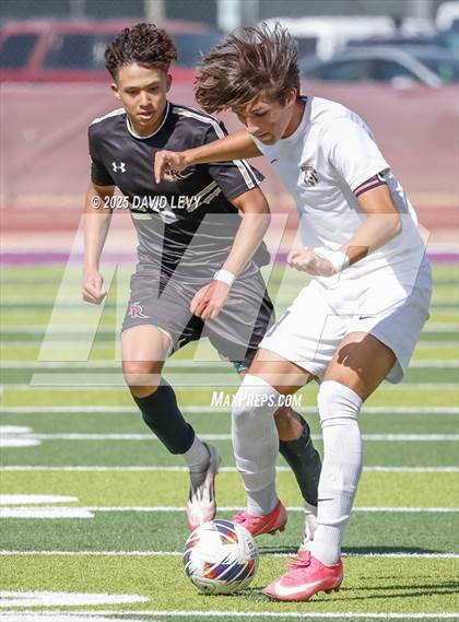 Thumbnail 3 in Perry vs Shadow Ridge (AIA 6A Finals) photogallery.