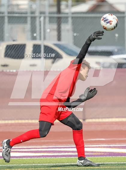 Thumbnail 2 in Perry vs Shadow Ridge (AIA 6A Finals) photogallery.