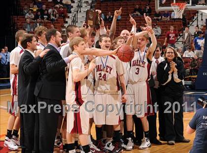 Thumbnail 3 in Classical Magnet vs Valley Regional (CIAC Class S Final) photogallery.
