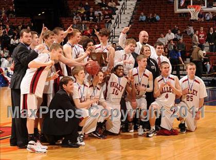 Thumbnail 3 in Classical Magnet vs Valley Regional (CIAC Class S Final) photogallery.